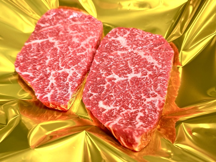 （冷凍）松阪牛赤身ステーキ（モモ）150ｇ×2枚 B-168 ／ 瀬古食品 ふるさと納税 牛肉 松阪肉 ステーキ 名産 ブランド 霜ふり本舗 三重県 大紀町