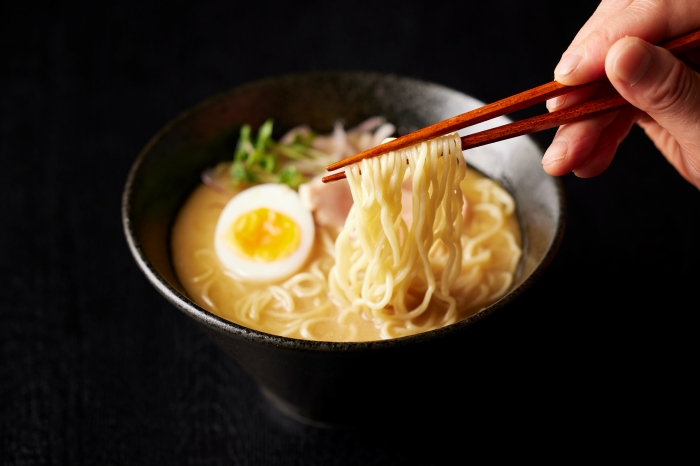 （冷凍） 【三重ラーメン詰め合せ/10食入り】 ／ 八家フーズ 松阪牛 伊勢どり 大内山牛乳 大紀町 ご当地グルメ ギフト 三重県