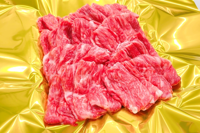 （冷凍） 松阪牛 うす切り焼肉 （モモ・バラ・カタ） 800g ／ 瀬古食品 ふるさと納税 牛肉 松阪肉 名産 ブランド 霜ふり本舗 三重県 大台町