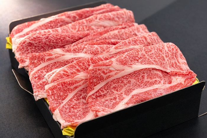 （冷凍） 松阪牛すき焼き モモバラ肩ロース 1ｋｇ b-130 ／ 瀬古食品 ふるさと納税 牛肉 松阪肉 名産 ブランド 霜ふり本舗 三重県 大紀町