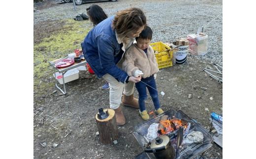 焚き火体験〜焚き火調理と焼きマシュマロを作ろう　ペアチケット／地域活性化協議会　ふるさと納税　アウトドア　三重県　大紀町