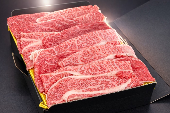 （冷凍） 松阪牛すき焼き モモバラ肩ロース 800ｇ b-133 ／ 瀬古食品 ふるさと納税 牛肉 松阪肉 名産 ブランド 霜ふり本舗 三重県 大紀町
